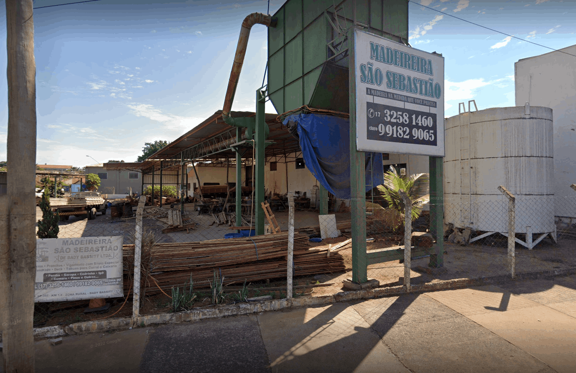 Madeira Bruta em Bady Bassit